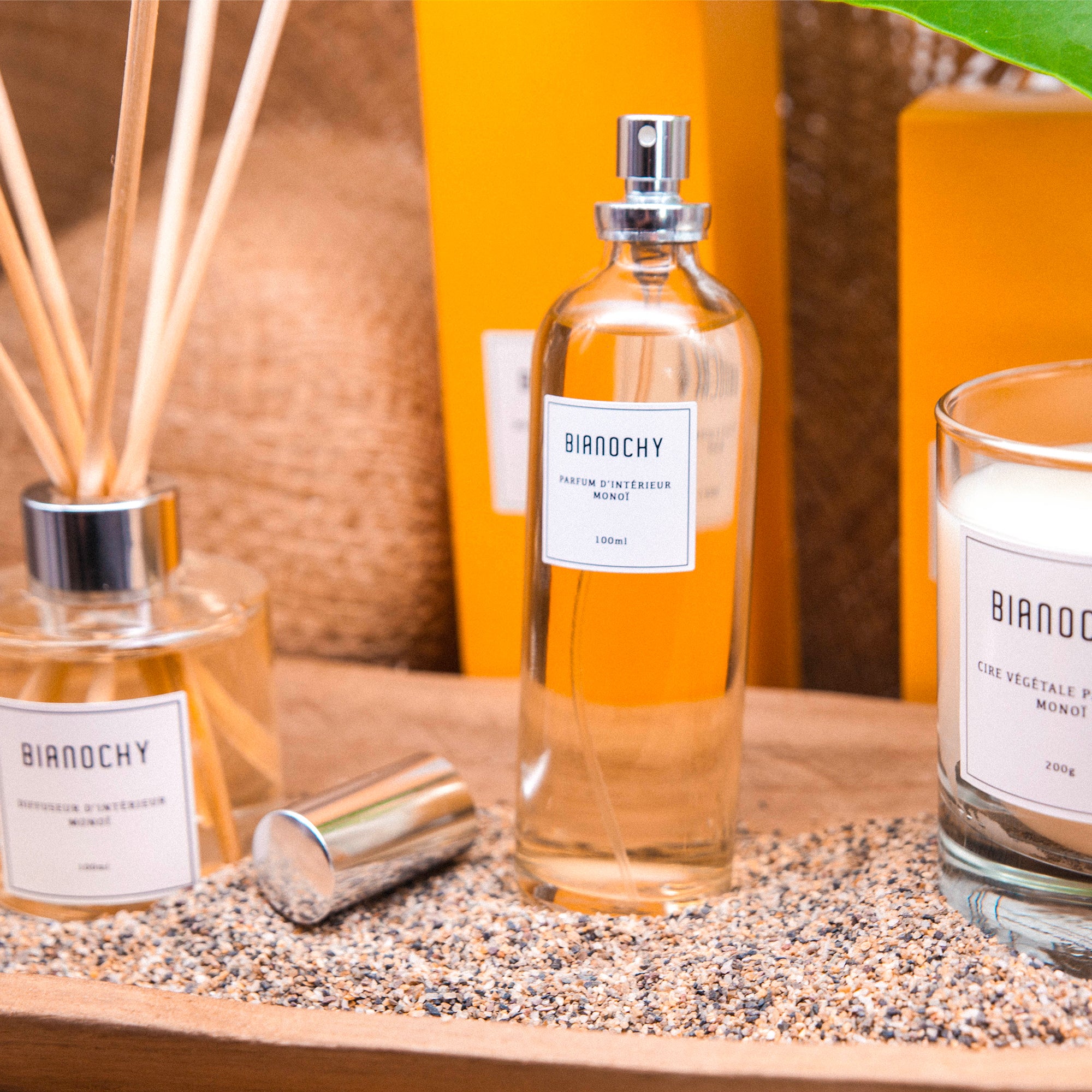 Set bougie , diffuseur et parfum d'intérieur monoï bianochy