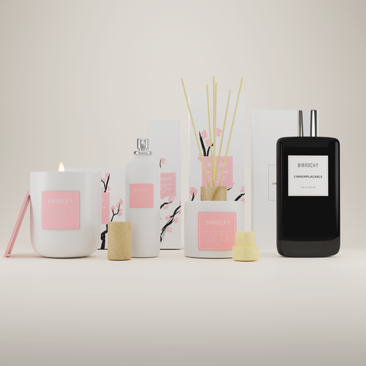 set sakura irremplaçable bougie , diffuseur et parfum d'intérieur  et eau de parfum bianochy